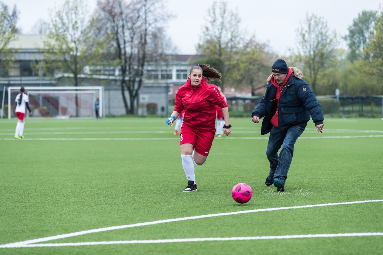 Bild 111 - wBJ SV Wahlstedt - TuS Tensfeld : Ergebnis: 0:0